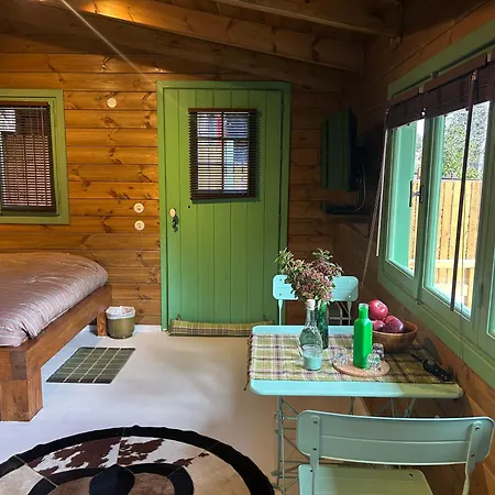 Vasilikia Mountain Farm & Retreat *