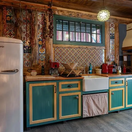 Vasilikia Mountain Farm & Retreat * Pavliani